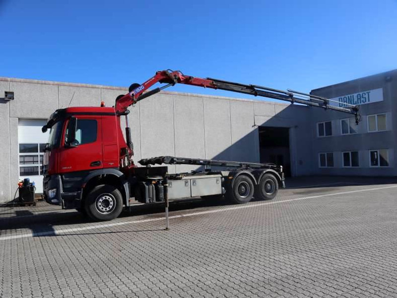 Mercedes-Benz Arocs 2643 euro 6 - Camion - système de câble: photos 1 Mercedes-Benz Arocs 2643 euro 6 - Camion - système de câble: photos 1