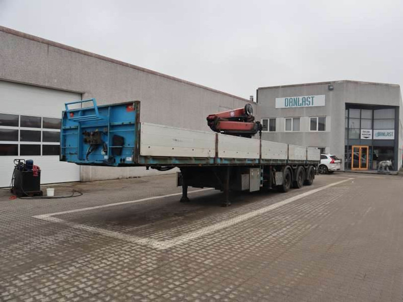 Pacton Cranetrailer/Kranauflieger/Krantrailer - Semi-remorque: photos 1 Pacton Cranetrailer/Kranauflieger/Krantrailer - Semi-remorque: photos 1
