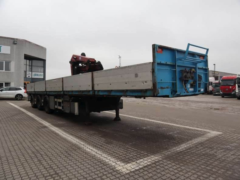 Pacton Cranetrailer/Kranauflieger/Krantrailer - Semi-remorque: photos 2 Pacton Cranetrailer/Kranauflieger/Krantrailer - Semi-remorque: photos 2