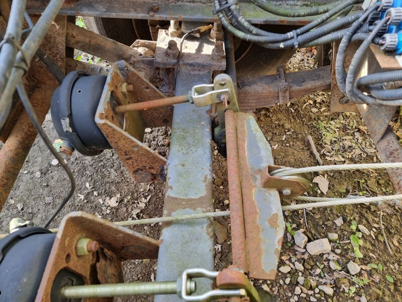 Giant 17.5 Inch - 10 Bolts - Essieu et pièces pour Camion: photos 3 Giant 17.5 Inch - 10 Bolts - Essieu et pièces pour Camion: photos 3