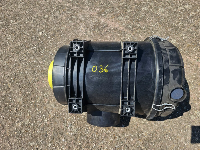 MAN Luchtfilterhuis - 81.08400-6019 - Système d'admission d'air pour Camion: photos 2 MAN Luchtfilterhuis - 81.08400-6019 - Système d'admission d'air pour Camion: photos 2