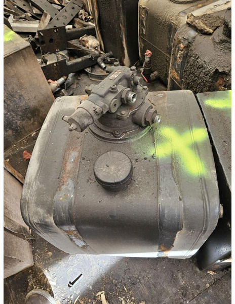 Onbekend 30x Complete PTO system - Hydraulique pour Camion: photos 2 Onbekend 30x Complete PTO system - Hydraulique pour Camion: photos 2