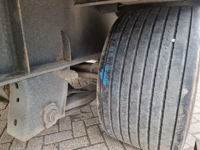 Remorque plateau Van Hool 13.60 M LONG - 1 M HIGH - SUPER SINGLE TIRES - DRUM BRAKES: photos 14