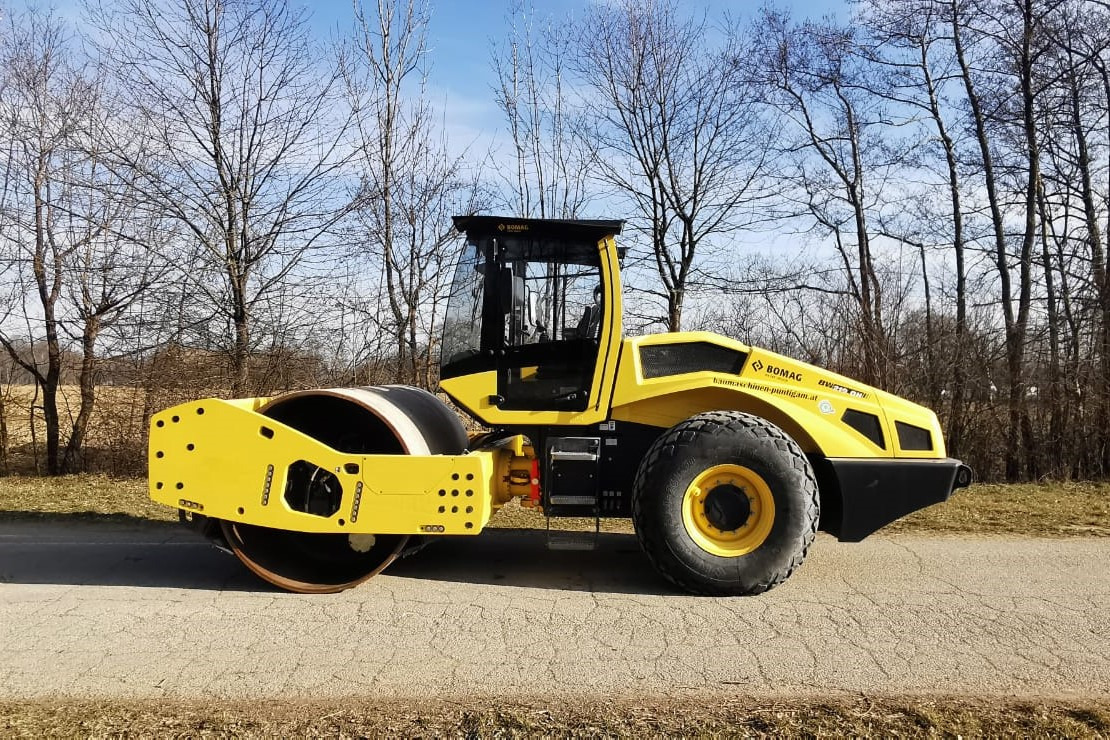 BOMAG BW 219 D-5 - Compacteur: photos 1 BOMAG BW 219 D-5 - Compacteur: photos 1