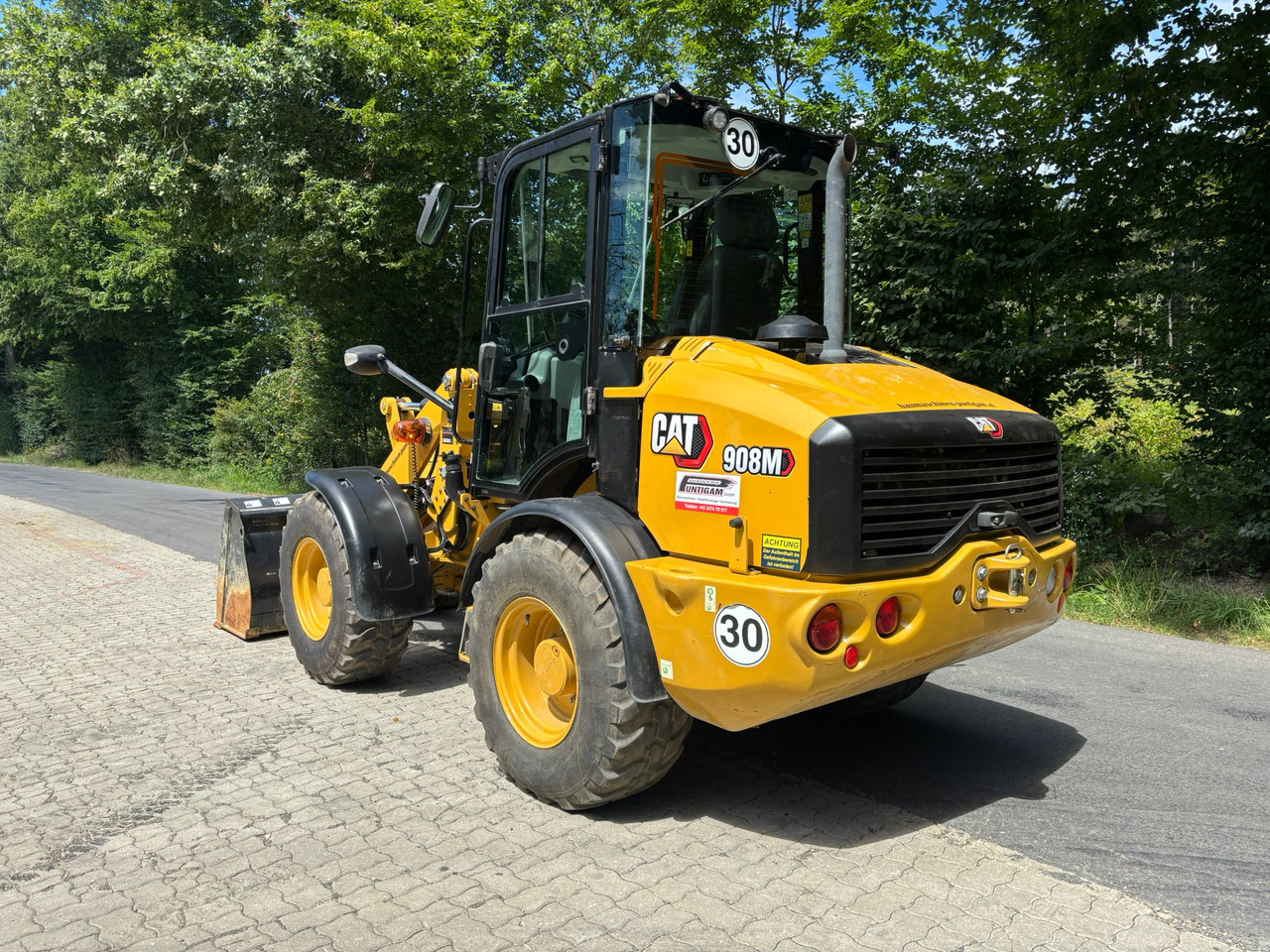 CATERPILLAR 908 M - Chargeuse sur pneus: photos 5 CATERPILLAR 908 M - Chargeuse sur pneus: photos 5