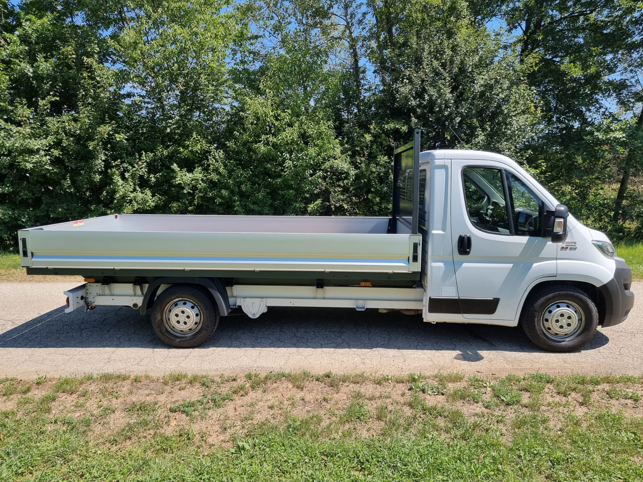 FIAT Ducato Maxi - Fourgon plateau: photos 1 FIAT Ducato Maxi - Fourgon plateau: photos 1