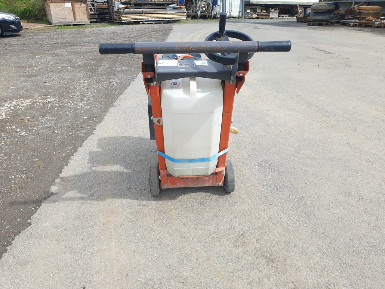 HUSQVARNA FS 400 LV - Matériel de chantier: photos 2 HUSQVARNA FS 400 LV - Matériel de chantier: photos 2