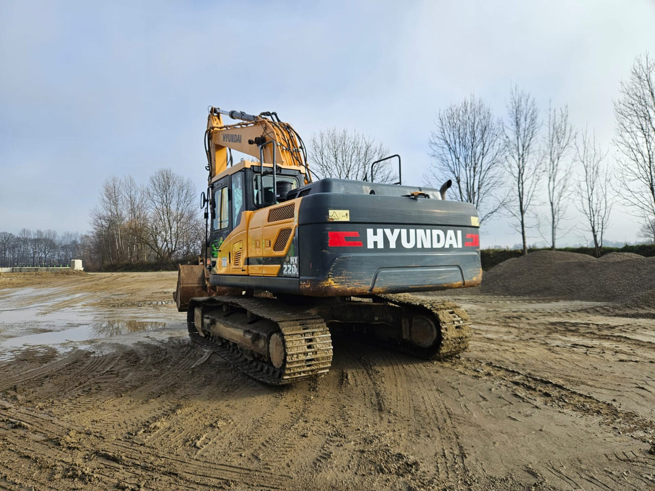 HYUNDAI HX 220 L - Pelle sur chenille: photos 5 HYUNDAI HX 220 L - Pelle sur chenille: photos 5