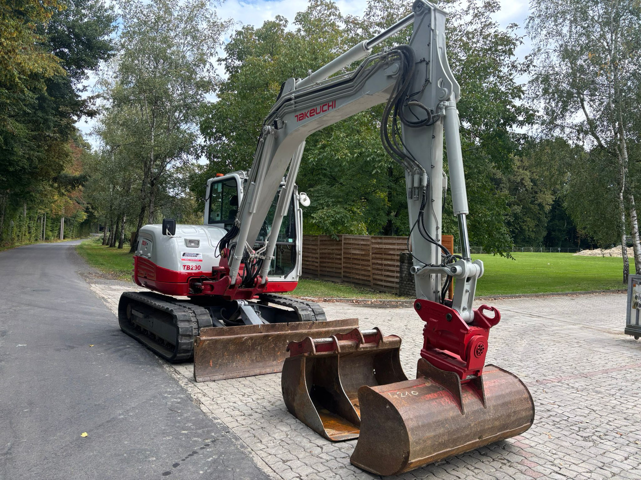 TAKEUCHI TB 290 - Mini pelle: photos 4 TAKEUCHI TB 290 - Mini pelle: photos 4