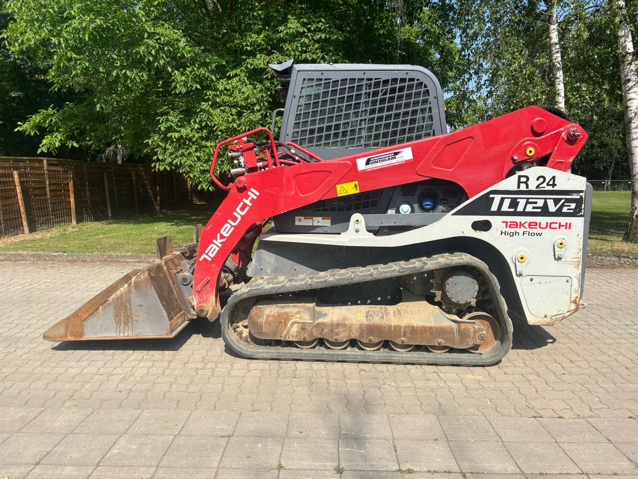 TAKEUCHI TL 12 V-2 - Chargeuse compacte sur chenilles: photos 1 TAKEUCHI TL 12 V-2 - Chargeuse compacte sur chenilles: photos 1