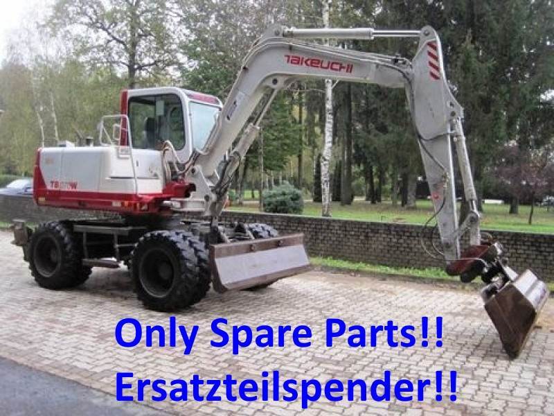 Takeuchi TB 070W - Pelle sur pneus: photos 1 Takeuchi TB 070W - Pelle sur pneus: photos 1