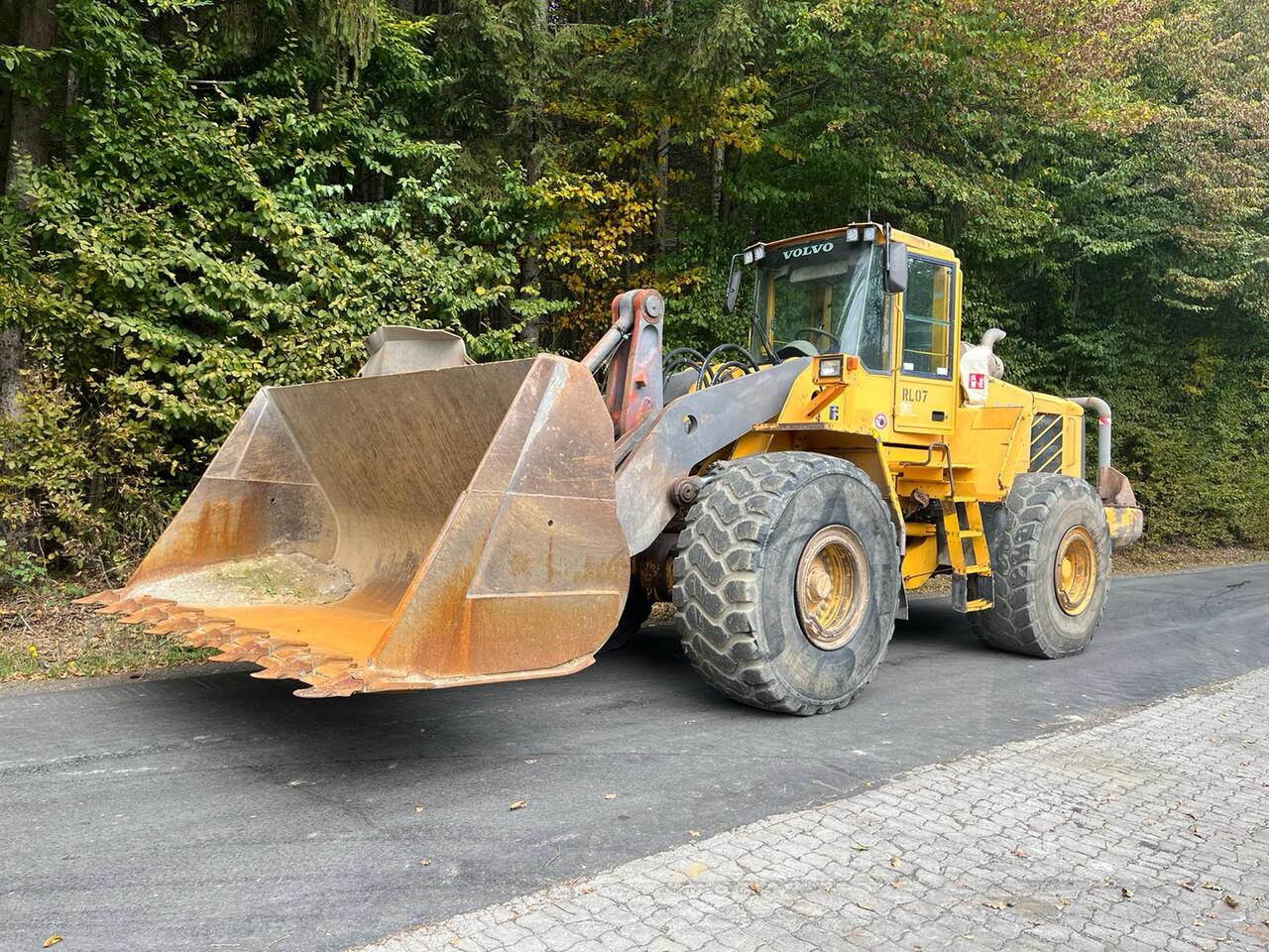 VOLVO L 180 E - Chargeuse sur pneus: photos 3 VOLVO L 180 E - Chargeuse sur pneus: photos 3