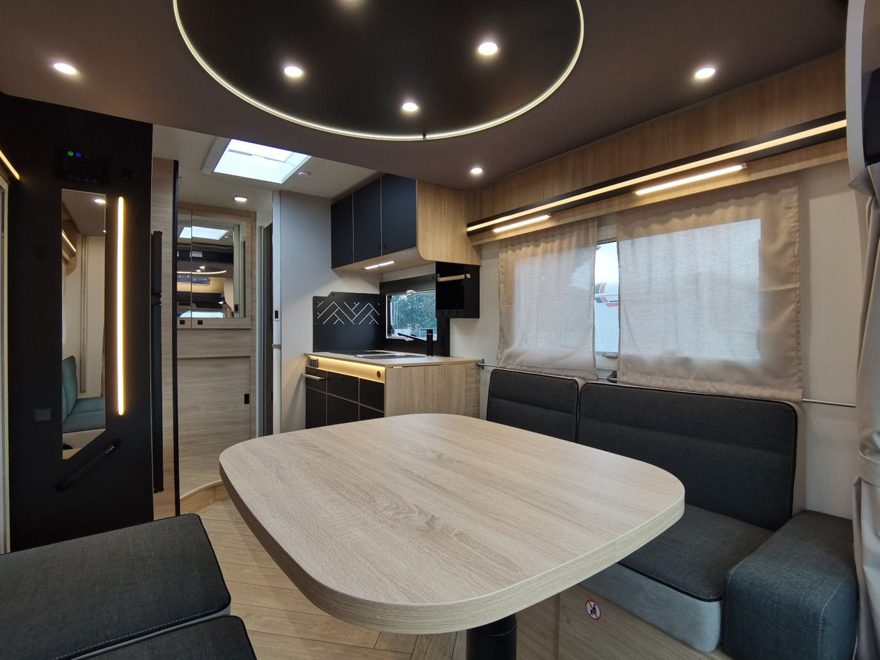 Chausson 640 TITANIUM / MODELL 2026 / 165PS /XXL-HUBBETT - Camping-car profilé: photos 5 Chausson 640 TITANIUM / MODELL 2026 / 165PS /XXL-HUBBETT - Camping-car profilé: photos 5