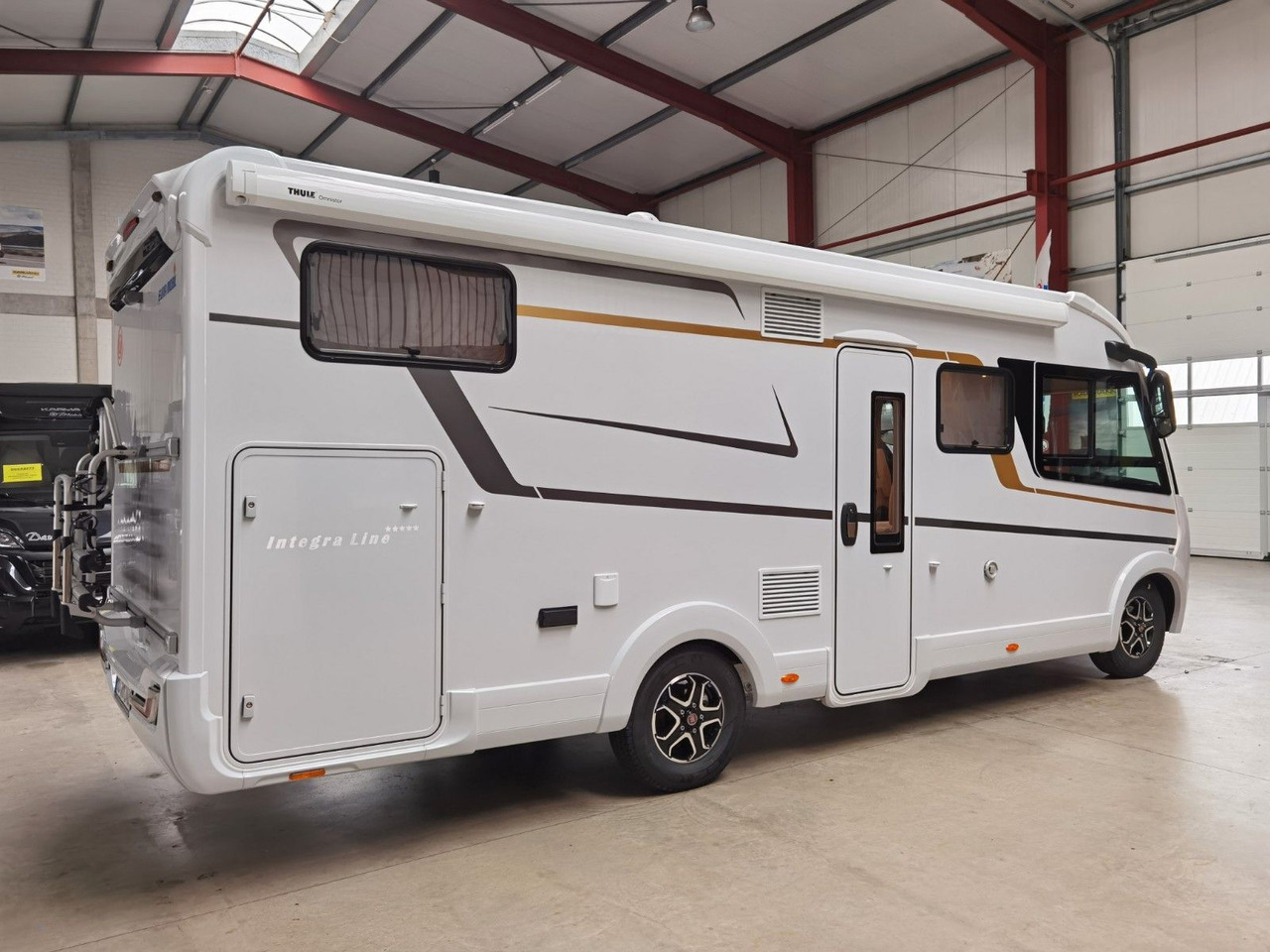 Eura Mobil INTEGRA LINE 720 EF / 180PS-9G-40H/ EINZELBETTEN - Camping-car intégral: photos 4 Eura Mobil INTEGRA LINE 720 EF / 180PS-9G-40H/ EINZELBETTEN - Camping-car intégral: photos 4