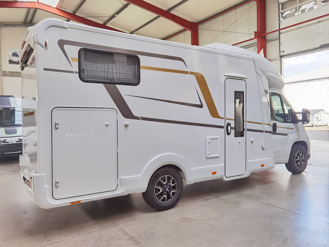 Eura Mobil PROFILA RS 695 EB /-2026-/ HUBBETT& EINZELBETTEN - Camping-car profilé: photos 4 Eura Mobil PROFILA RS 695 EB /-2026-/ HUBBETT& EINZELBETTEN - Camping-car profilé: photos 4