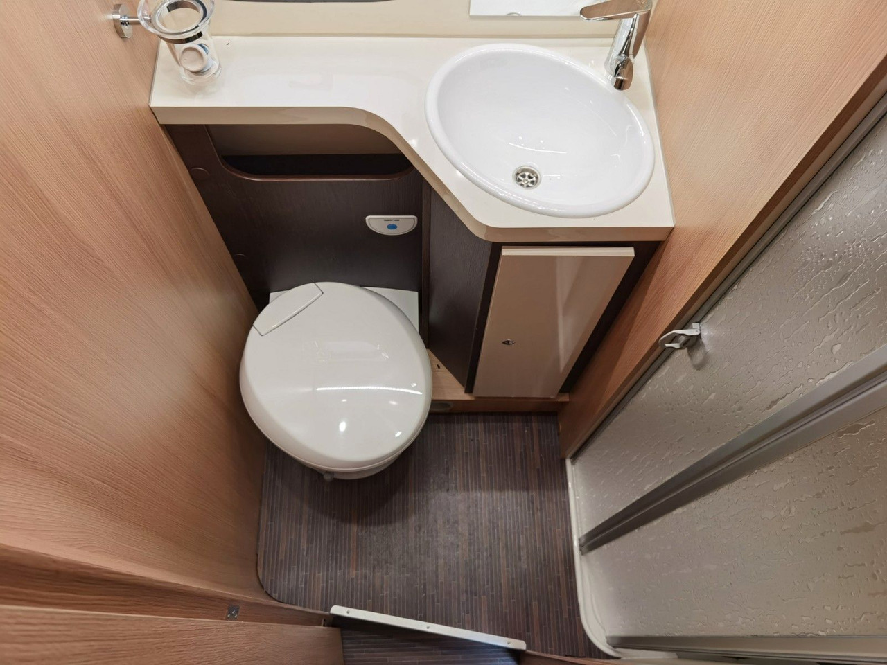 Camping-car capucine Forster A 699 HB /140PS / ZUBEHÖR - PAKET / 6x SITZP.: photos 24