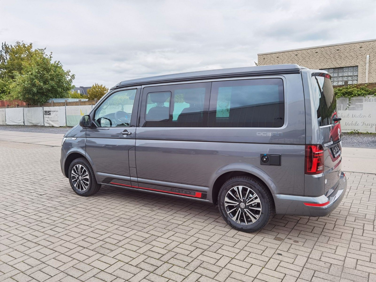 Volkswagen T6.1 CALIFORNIA OCEAN EDITION / DSG / ACC / NAVI - Transport de personnes: photos 5 Volkswagen T6.1 CALIFORNIA OCEAN EDITION / DSG / ACC / NAVI - Transport de personnes: photos 5