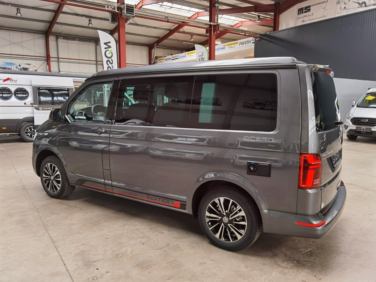 Volkswagen T6.1 CALIFORNIA OCEAN EDITION / DSG / NAVI / ACC - Fourgon aménagé: photos 5 Volkswagen T6.1 CALIFORNIA OCEAN EDITION / DSG / NAVI / ACC - Fourgon aménagé: photos 5