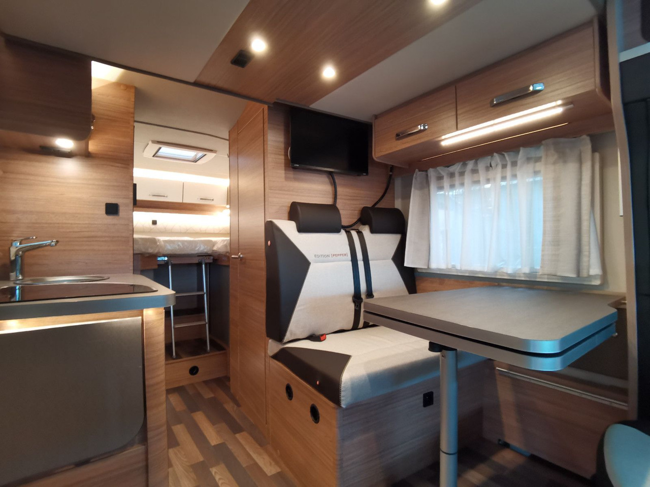 Crédit-bail Weinsberg CARACOMPACT SUITE 640 MEG PEPPER / - MODELL 2025 Weinsberg CARACOMPACT SUITE 640 MEG PEPPER / - MODELL 2025 Weinsberg CARACOMPACT SUITE 640 MEG PEPPER / - MODELL 2025 Weinsberg CARACOMPACT SUITE 640 MEG PEPPER / - MODELL 2025: photos 11