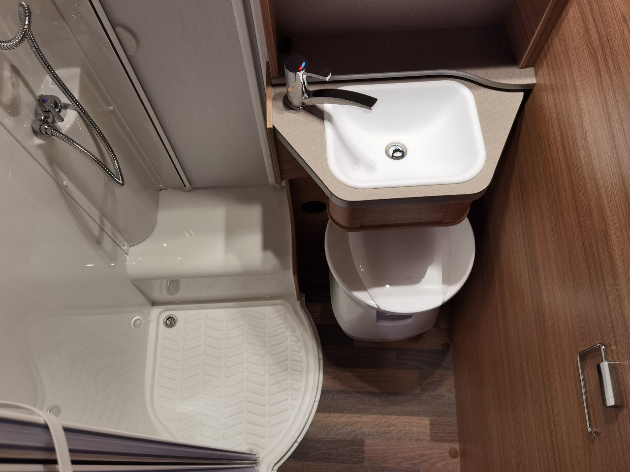 Crédit-bail Weinsberg CARACOMPACT SUITE 640 MEG PEPPER / - MODELL 2025 Weinsberg CARACOMPACT SUITE 640 MEG PEPPER / - MODELL 2025 Weinsberg CARACOMPACT SUITE 640 MEG PEPPER / - MODELL 2025 Weinsberg CARACOMPACT SUITE 640 MEG PEPPER / - MODELL 2025: photos 21