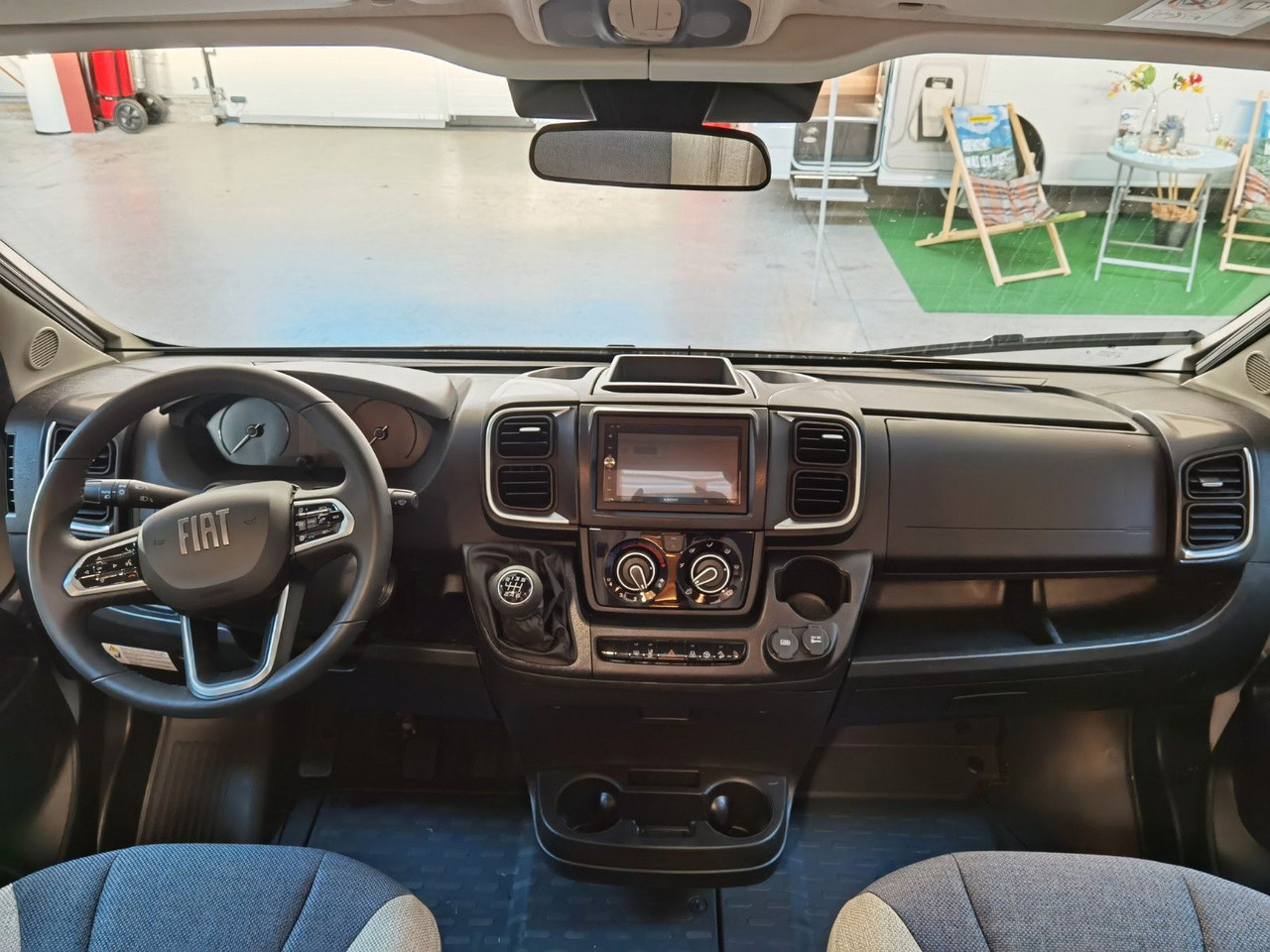 Camping-car capucine Weinsberg CARAHOME 650 DG / 140 PS / TOP - AUSSTATTUNG: photos 13 Camping-car capucine Weinsberg CARAHOME 650 DG / 140 PS / TOP - AUSSTATTUNG: photos 13