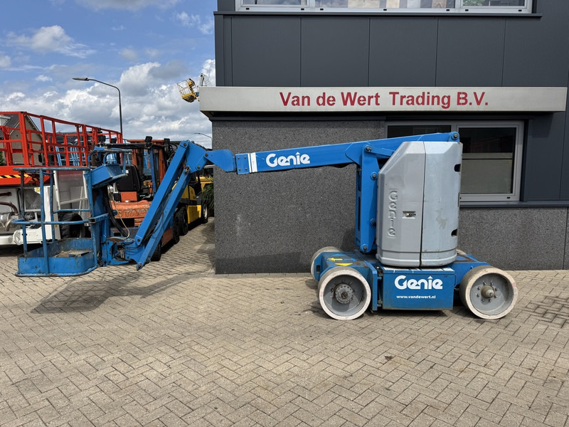 Genie Z-30/20N Knikarmhoogwerker / Arbeitsbuhne 11.15M werkhoogte 1996 - Nacelle articulée: photos 1 Genie Z-30/20N Knikarmhoogwerker / Arbeitsbuhne 11.15M werkhoogte 1996 - Nacelle articulée: photos 1