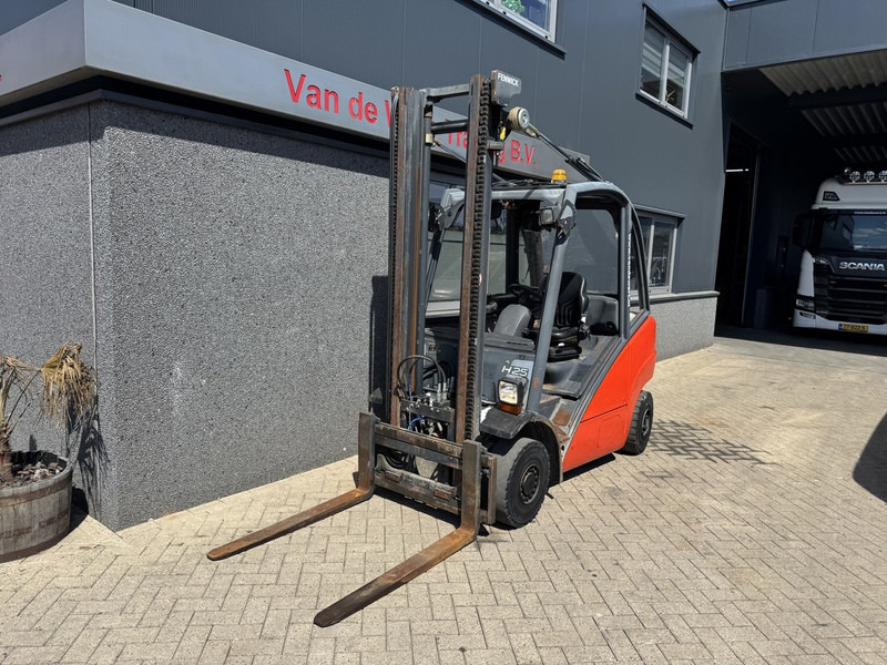 Linde H25D - Chariot élévateur diesel: photos 3 Linde H25D - Chariot élévateur diesel: photos 3