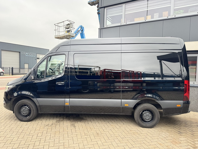 Mercedes-Benz 317 CDI L2H2 Dubbel Cabine 2022 LED - MBUX- Trekhaak - Geveerde Stoelen - All Season Banden - APK 2-2026 - Fourgon utilitaire: photos 4 Mercedes-Benz 317 CDI L2H2 Dubbel Cabine 2022 LED - MBUX- Trekhaak - Geveerde Stoelen - All Season Banden - APK 2-2026 - Fourgon utilitaire: photos 4