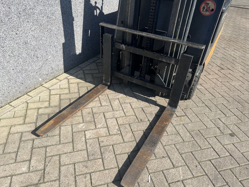 Still Heftruck Still R60-16 Triplo 490 Freelift Elektrisch 2000 - Chariot élévateur électrique: photos 5 Still Heftruck Still R60-16 Triplo 490 Freelift Elektrisch 2000 - Chariot élévateur électrique: photos 5