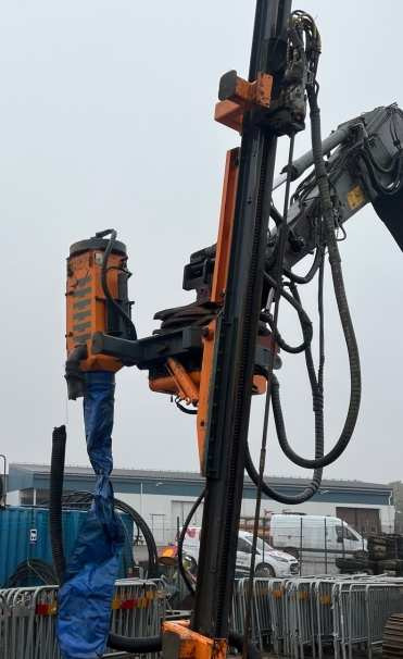 Excadrill 22A drilling attachment - Foreuse: photos 2 Excadrill 22A drilling attachment - Foreuse: photos 2