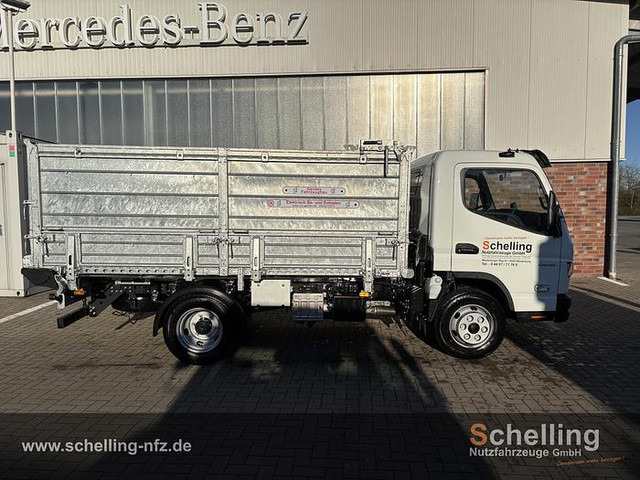 FUSO 7C15 - Camion plateau: photos 2 FUSO 7C15 - Camion plateau: photos 2