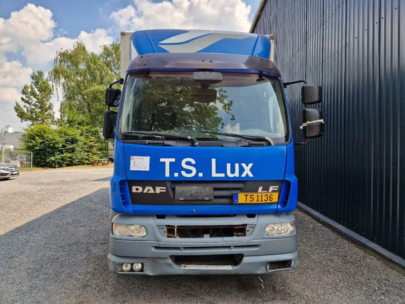 DAF LF 55.250 - Camion fourgon: photos 2 DAF LF 55.250 - Camion fourgon: photos 2