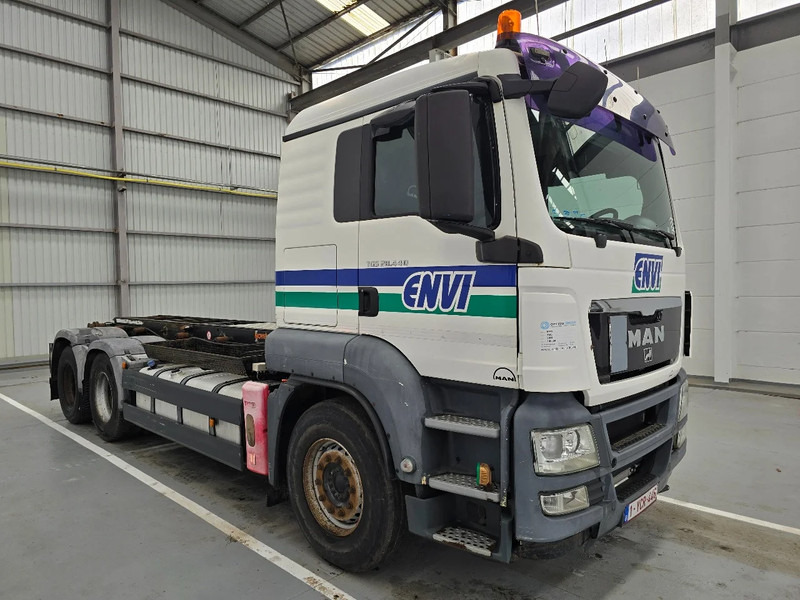 MAN TGS 28.440 6x2 / EURO 5 / AIRCO / LIFTAS / 10 roues - 10 tyres - Châssis cabine: photos 3 MAN TGS 28.440 6x2 / EURO 5 / AIRCO / LIFTAS / 10 roues - 10 tyres - Châssis cabine: photos 3