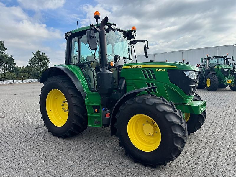 John Deere 6140M AQ+ 40KM 2022 1795 UUR TLS MCS LUCHTDRUK!!! - Tracteur agricole: photos 2 John Deere 6140M AQ+ 40KM 2022 1795 UUR TLS MCS LUCHTDRUK!!! - Tracteur agricole: photos 2