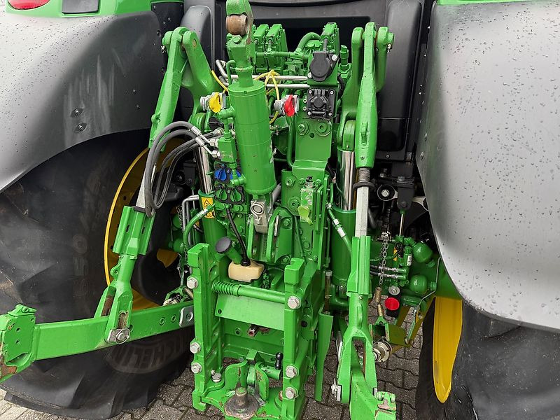 John Deere 6R155 AP 50KM STEEKASSEN 2023 3415 UUR!!! - Tracteur agricole: photos 4 John Deere 6R155 AP 50KM STEEKASSEN 2023 3415 UUR!!! - Tracteur agricole: photos 4