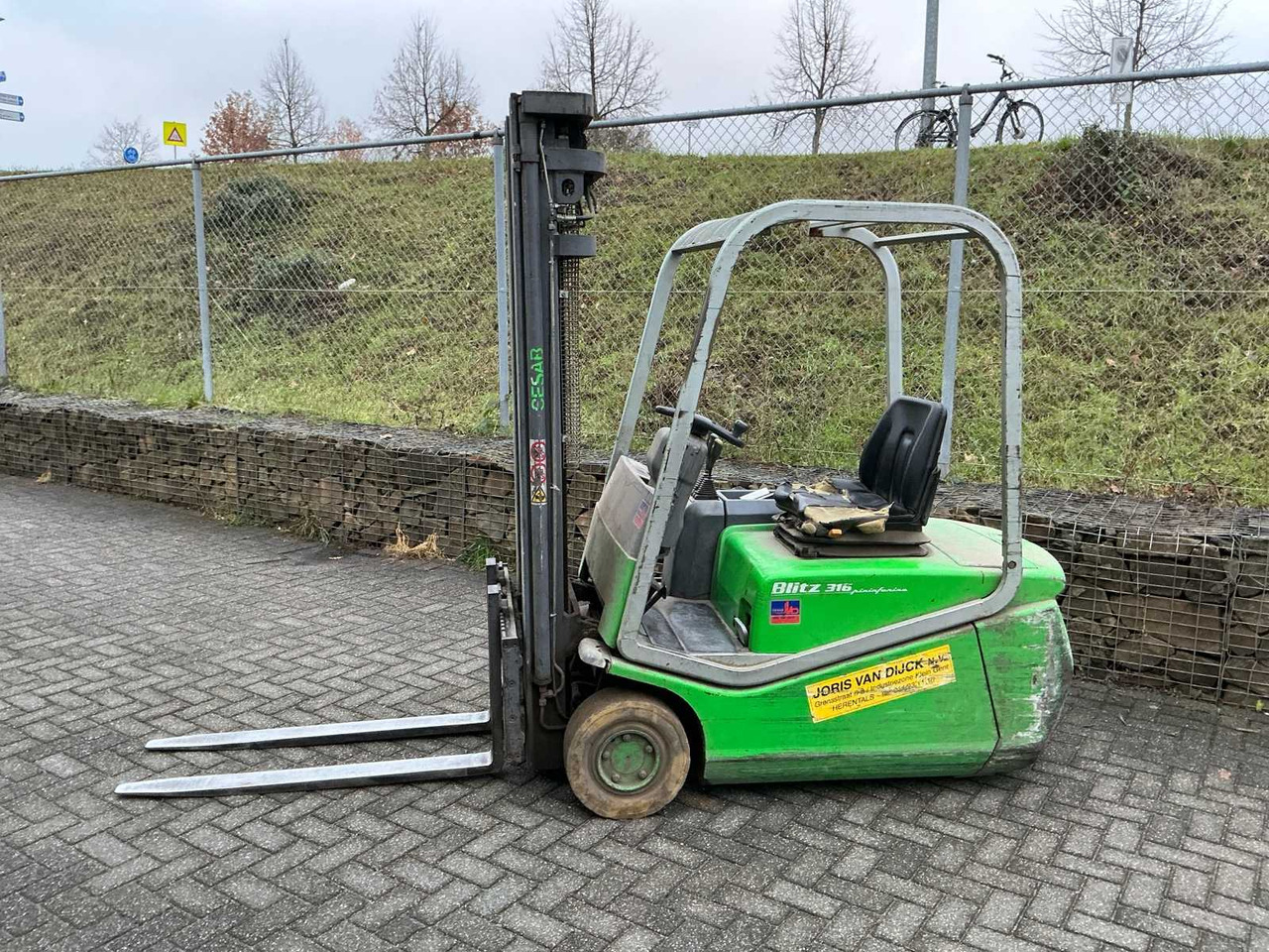 1997 CESAB BLITZ 316 FORKLIFT - Chariot élévateur: photos 2 1997 CESAB BLITZ 316 FORKLIFT - Chariot élévateur: photos 2