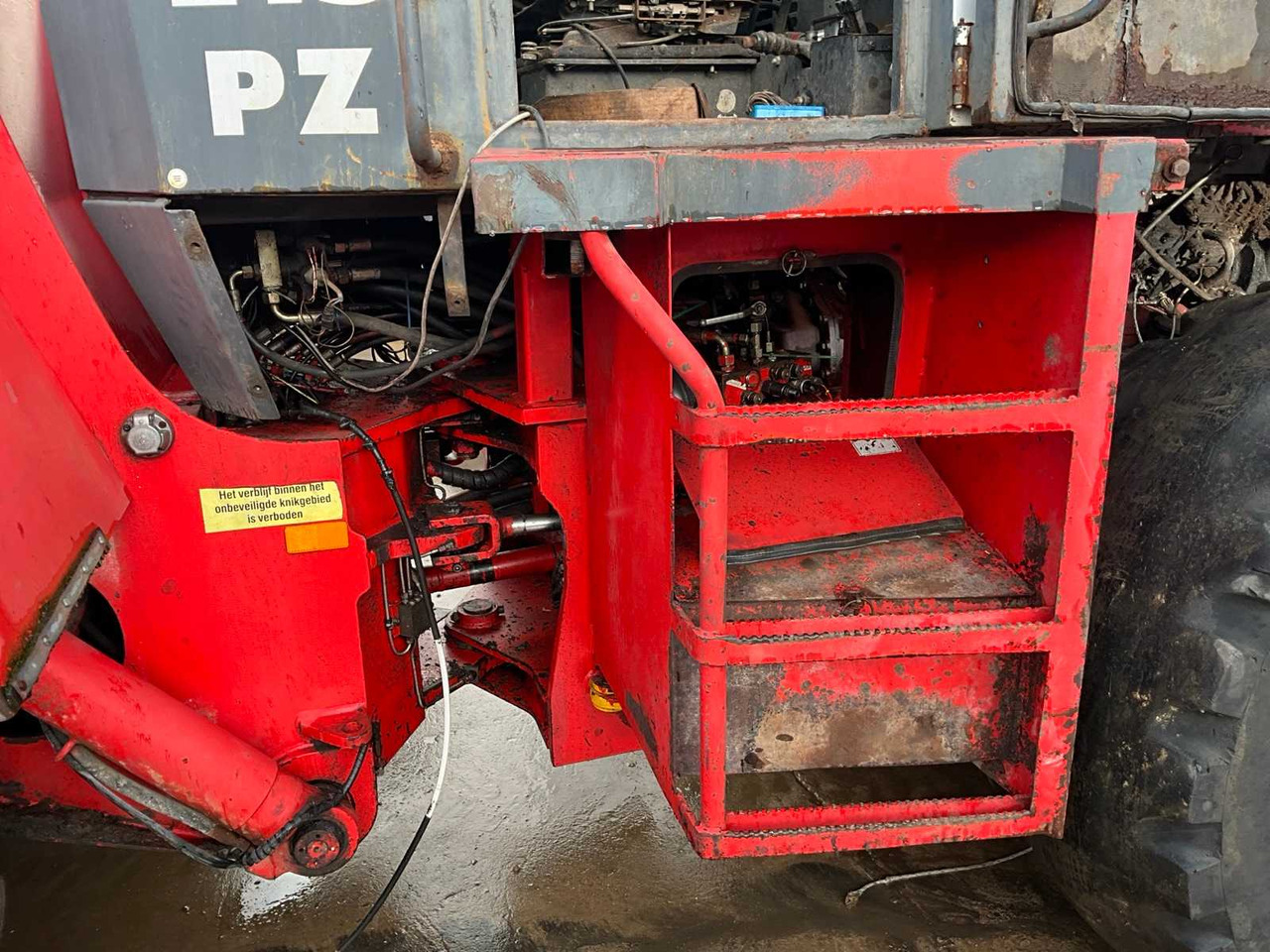 Chargeuse sur pneus 1997 O&K L15PZ WHEEL LOADER: photos 14 Chargeuse sur pneus 1997 O&K L15PZ WHEEL LOADER: photos 14