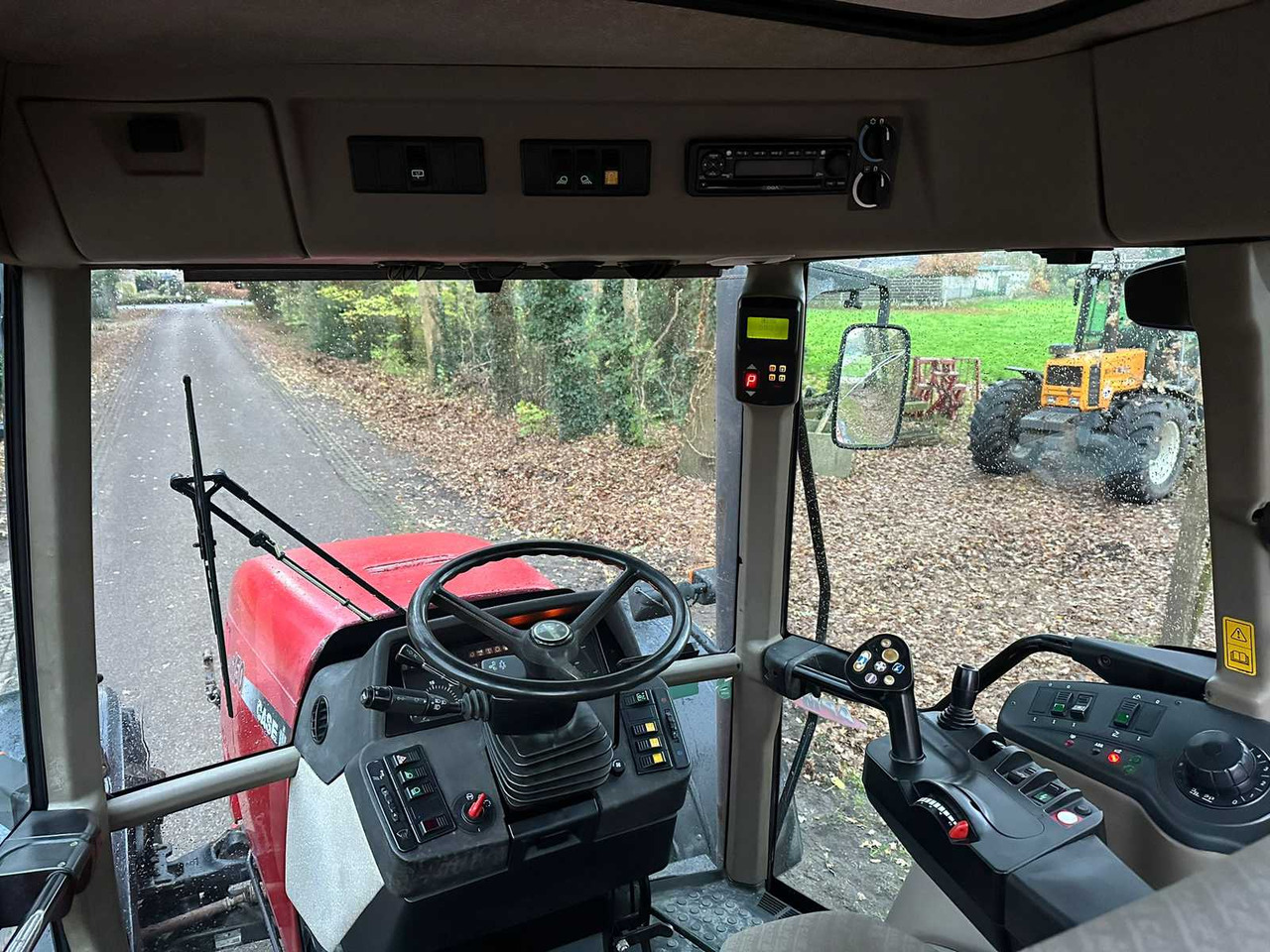 2001 CASE CVX 150 ALL-WHEEL DRIVE FARM TRACTOR - Tracteur agricole: photos 5 2001 CASE CVX 150 ALL-WHEEL DRIVE FARM TRACTOR - Tracteur agricole: photos 5