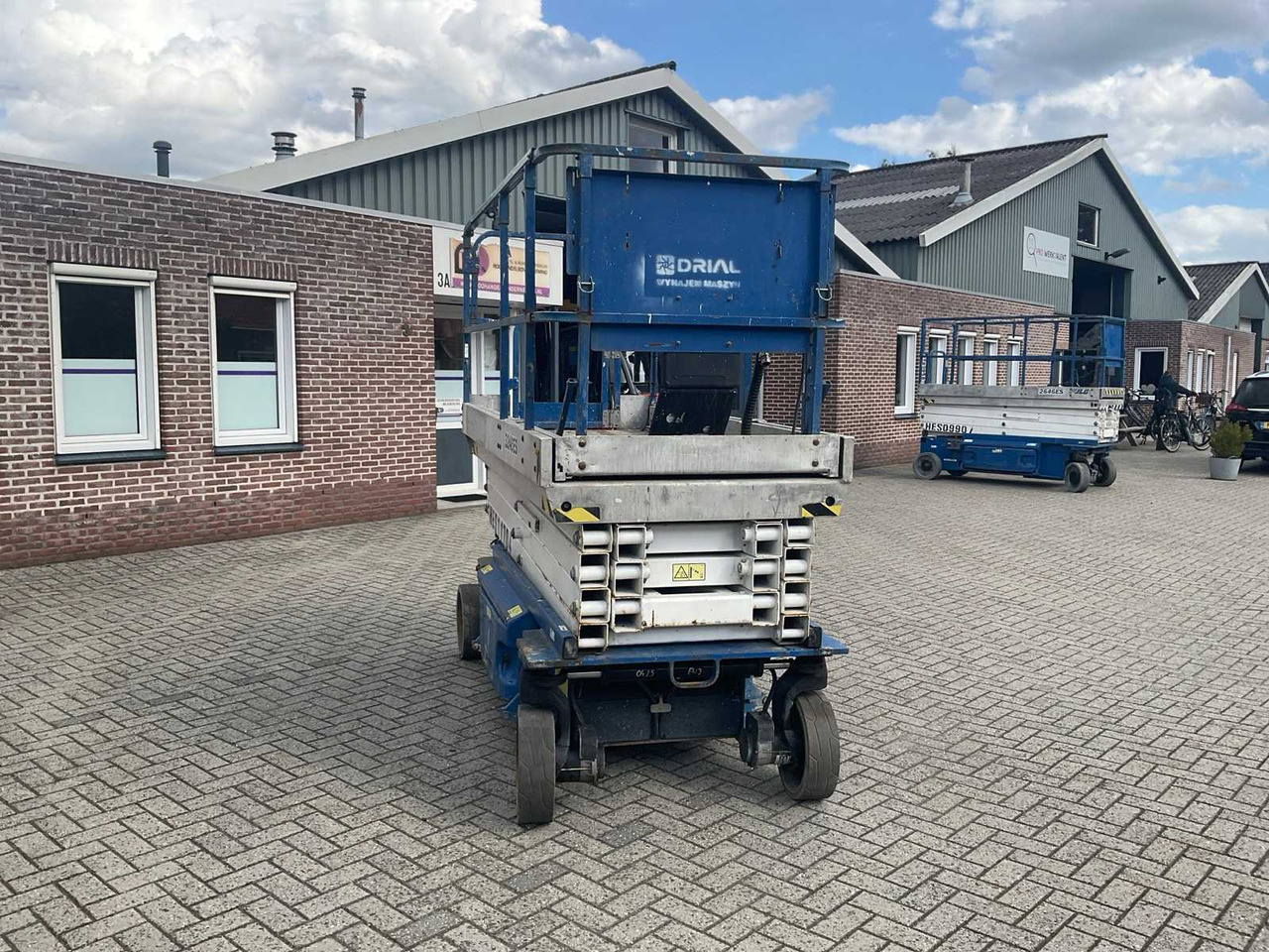 2006 JLG. 3246 ES AERIAL PLATFORM - Nacelle: photos 5 2006 JLG. 3246 ES AERIAL PLATFORM - Nacelle: photos 5