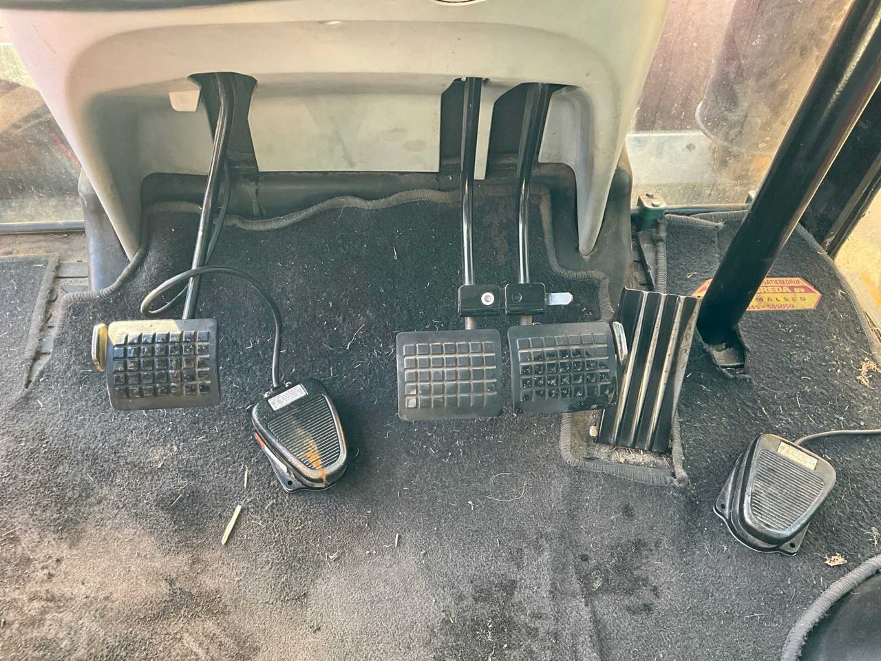 Tracteur agricole 2007 MASSEY FERGUSON 6480 FOUR WHEEL DRIVE FARM TRACTOR: photos 19