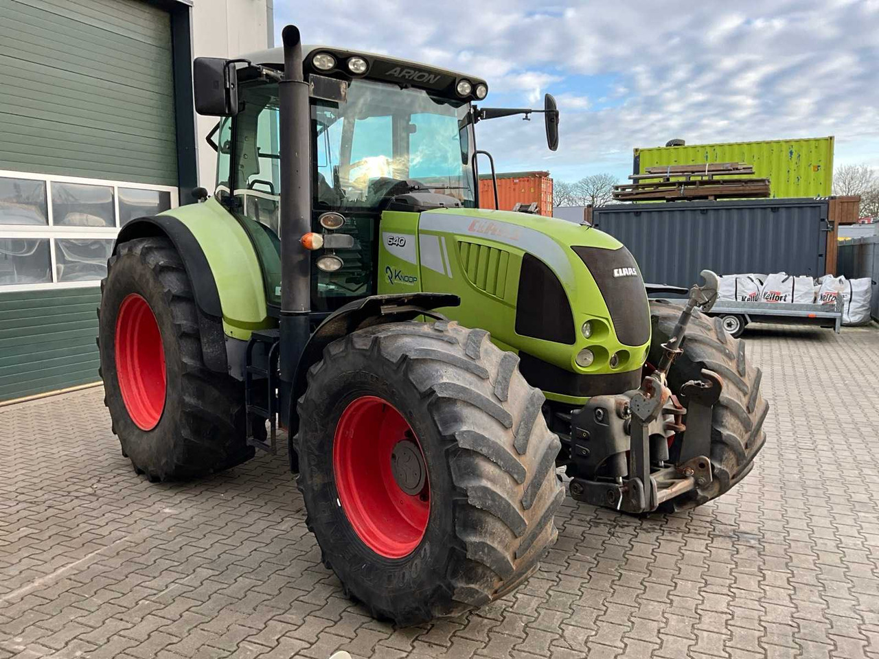2009 CLAAS ARION 640 A19 FOUR-WHEEL DRIVE FARM TRACTOR - Tracteur agricole: photos 2 2009 CLAAS ARION 640 A19 FOUR-WHEEL DRIVE FARM TRACTOR - Tracteur agricole: photos 2