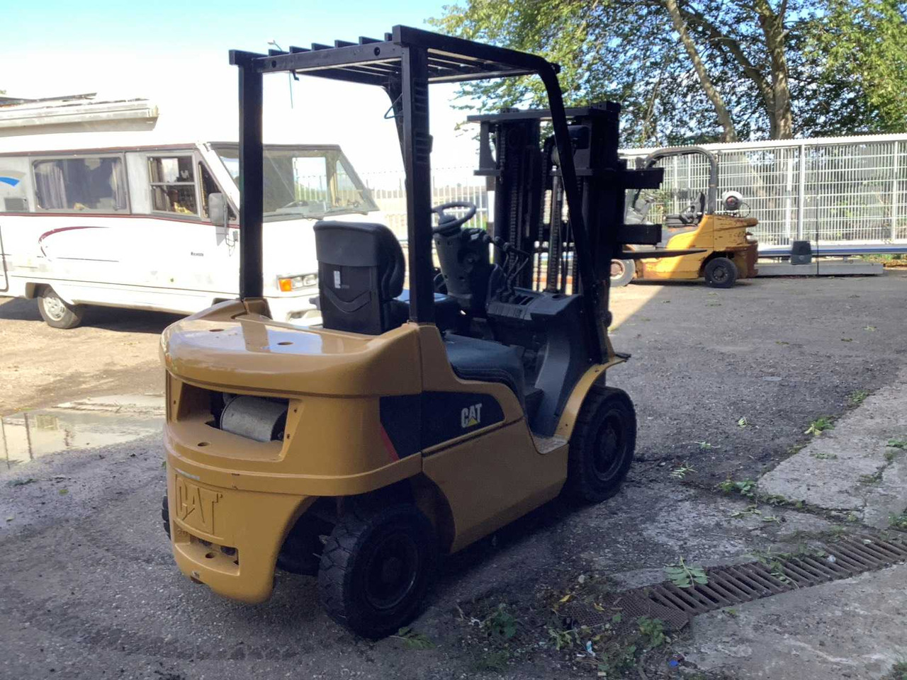 2014 CATHAPILAR DP25NT FORKLIFT TRUCK - Chariot élévateur: photos 2 2014 CATHAPILAR DP25NT FORKLIFT TRUCK - Chariot élévateur: photos 2