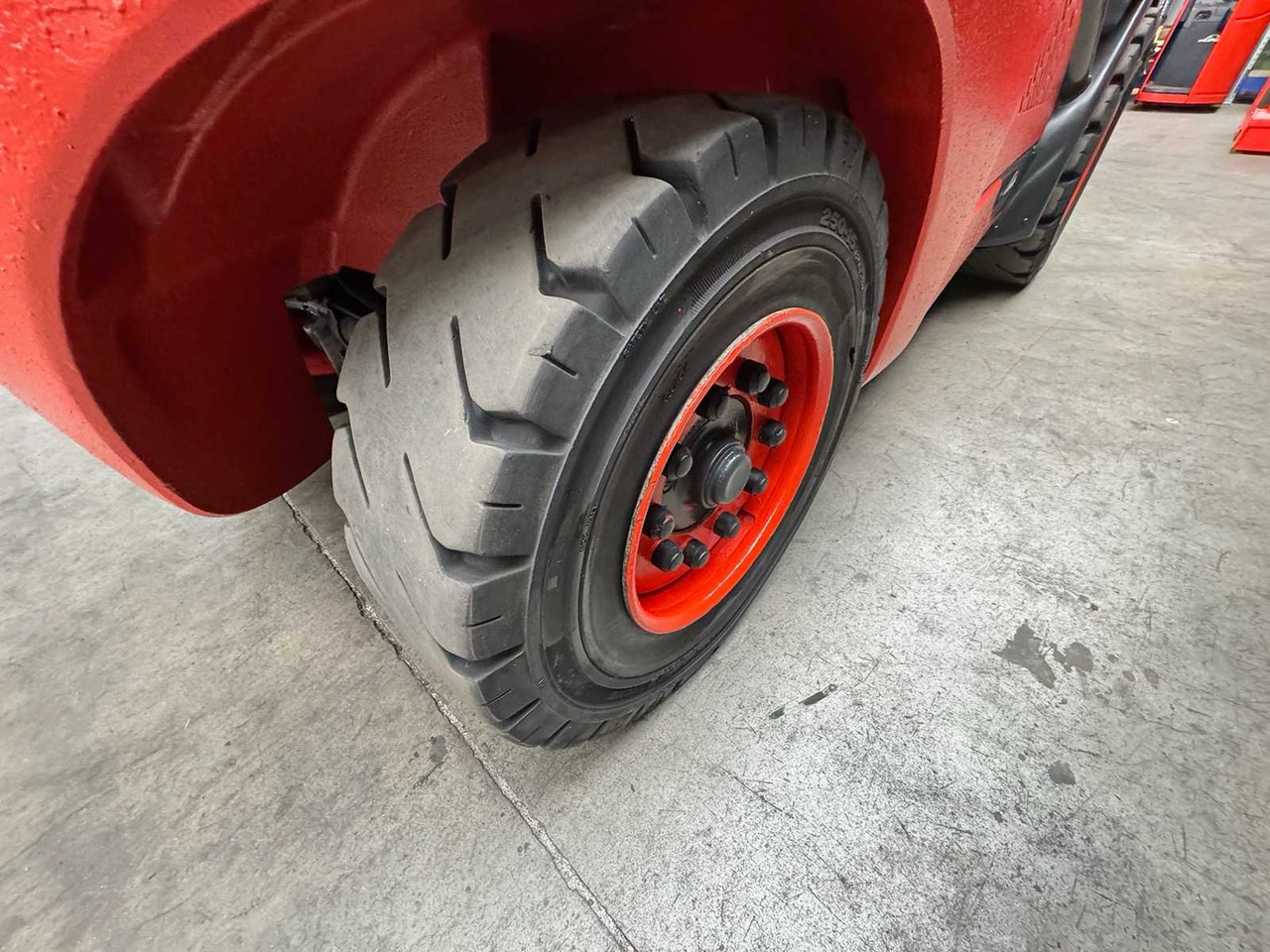 Chariot élévateur 2015 LINDE H50D 5,000KG TRIPLEX 666CM 3+4TH VALVE DIESEL FORKLIFT FORKLIFT 15,862 HOURS.: photos 12 Chariot élévateur 2015 LINDE H50D 5,000KG TRIPLEX 666CM 3+4TH VALVE DIESEL FORKLIFT FORKLIFT 15,862 HOURS.: photos 12