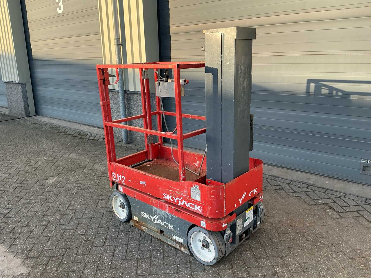 2015 SKYJACK SJ12 AERIAL PLATFORM - Nacelle: photos 3 2015 SKYJACK SJ12 AERIAL PLATFORM - Nacelle: photos 3