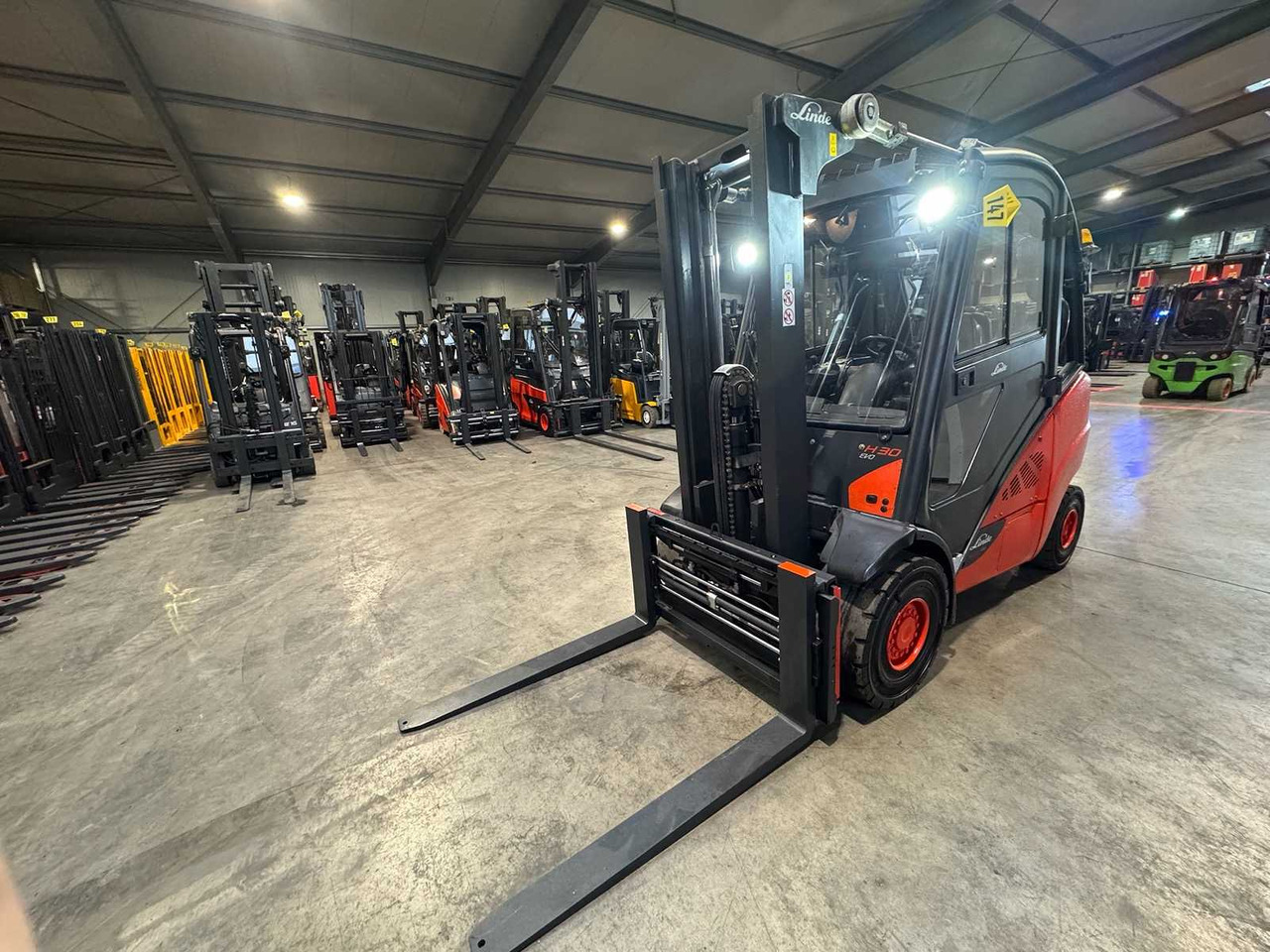 2017 SERVICE + UVV 11/2026 LINDE H30D EVO 3,000KG DUPLEX FREE LIFT 3RD + 4TH VALVE FORK ADJUSTER DIESEL FORKLIFT FORKLIFT 4,702 HOURS. - Chariot élévateur: photos 3 2017 SERVICE + UVV 11/2026 LINDE H30D EVO 3,000KG DUPLEX FREE LIFT 3RD + 4TH VALVE FORK ADJUSTER DIESEL FORKLIFT FORKLIFT 4,702 HOURS. - Chariot élévateur: photos 3