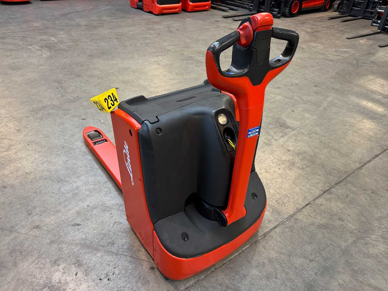 2020 SERVICE 12/2026 LINDE T16 1,600KG PALLET TRUCK ANT STACKER INITIAL STROKE 1,789 HOURS - Chariot élévateur: photos 5 2020 SERVICE 12/2026 LINDE T16 1,600KG PALLET TRUCK ANT STACKER INITIAL STROKE 1,789 HOURS - Chariot élévateur: photos 5