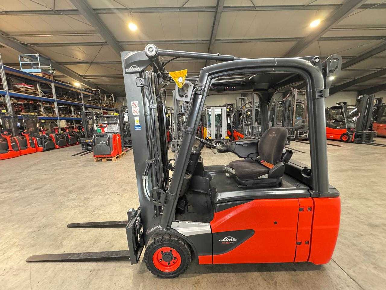 2020 SERVICE+UVV 10/2026 LINDE E16L 1.600KG DUPLEX FREE LIFT ELECTRIC FORKLIFT - Chariot élévateur: photos 1 2020 SERVICE+UVV 10/2026 LINDE E16L 1.600KG DUPLEX FREE LIFT ELECTRIC FORKLIFT - Chariot élévateur: photos 1