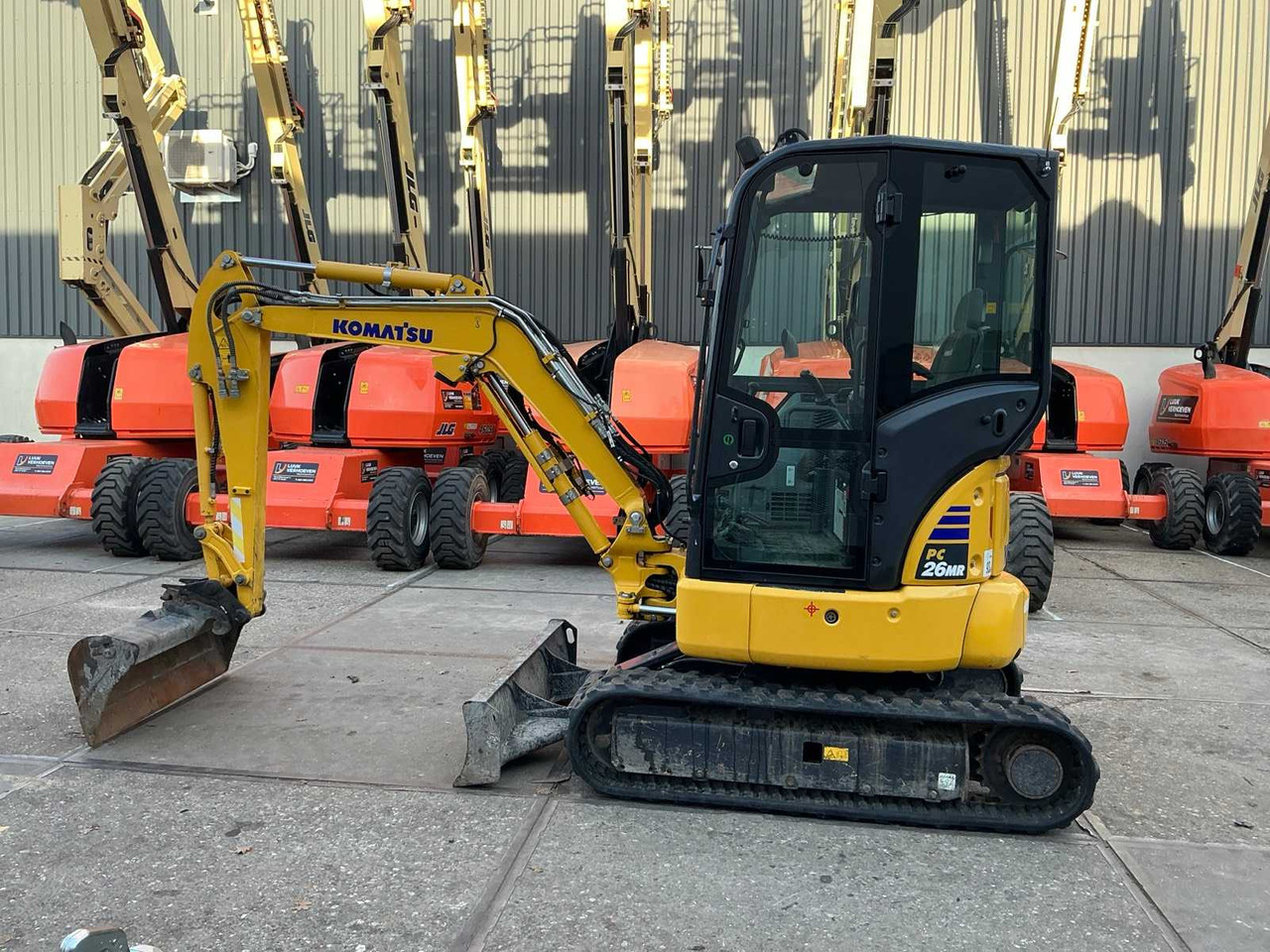 2021 KOMATSU PC26MR MINI EXCAVATOR - Mini pelle: photos 2 2021 KOMATSU PC26MR MINI EXCAVATOR - Mini pelle: photos 2