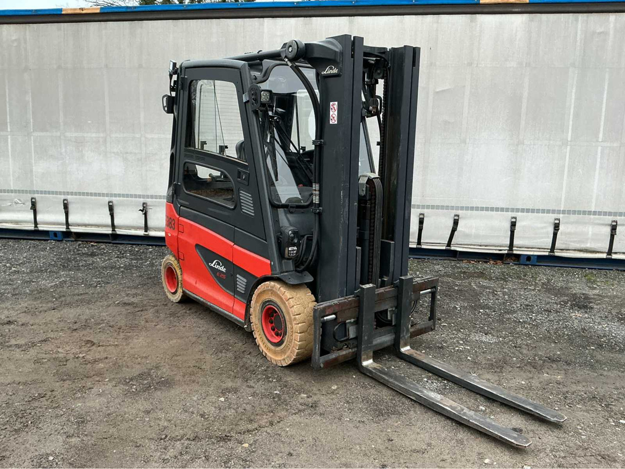 2022 LINDE E25-01 FORKLIFT - Chariot élévateur: photos 4 2022 LINDE E25-01 FORKLIFT - Chariot élévateur: photos 4
