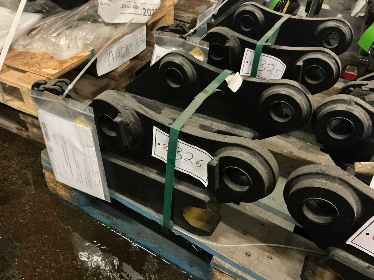 2022 YANMAR HCSW08 QUICK COUPLER, HYDR. - Chargeuse sur pneus: photos 4 2022 YANMAR HCSW08 QUICK COUPLER, HYDR. - Chargeuse sur pneus: photos 4